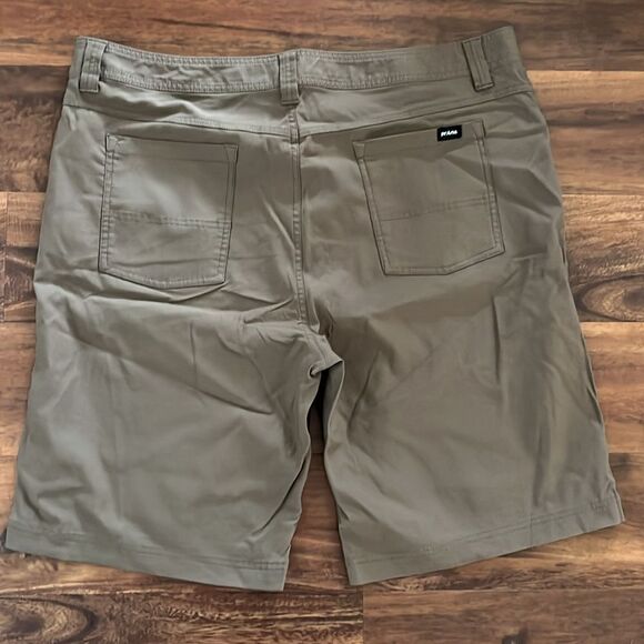 Prana Men’s Brion Shorts dark khaki size 40 - Picture 2 of 3